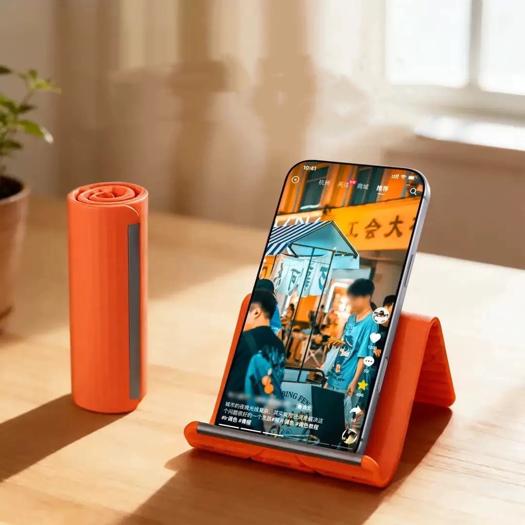 Travel Accessories Store - حامل هاتف محمول مرن من السيليكون