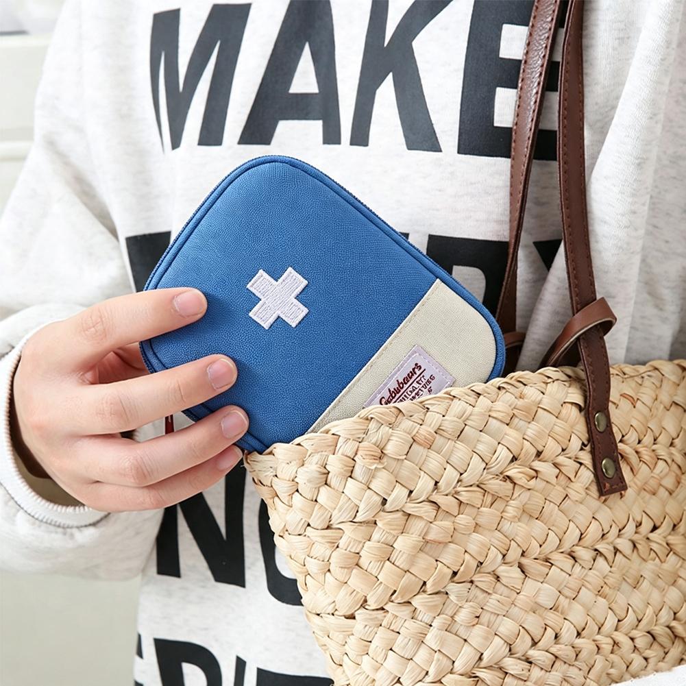حقيبة أدوية للسفر، حقيبة تخزين - مراجعة First Aid Travel Kit وسعره