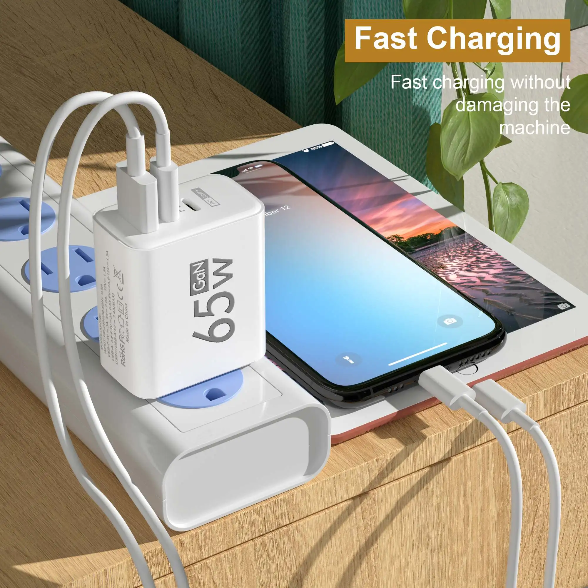 شاحن حائط قابل للطي بقوة 65 وا - مراجعة Travel Accessories Inc وسعره